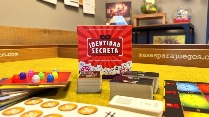 Identidad Secreta imagen 2