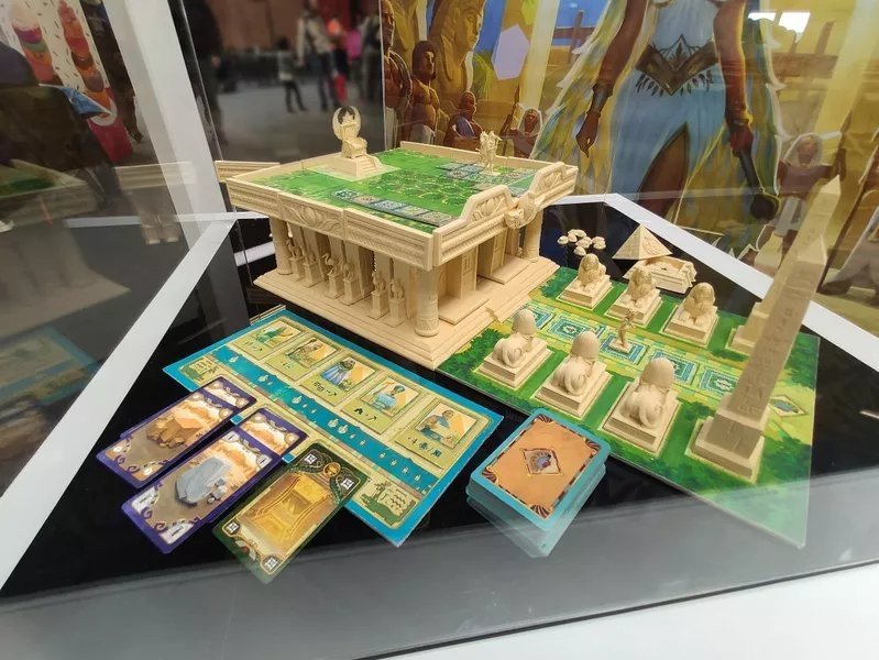 Cleopatra y la Sociedad de Arquitectos imagen 2